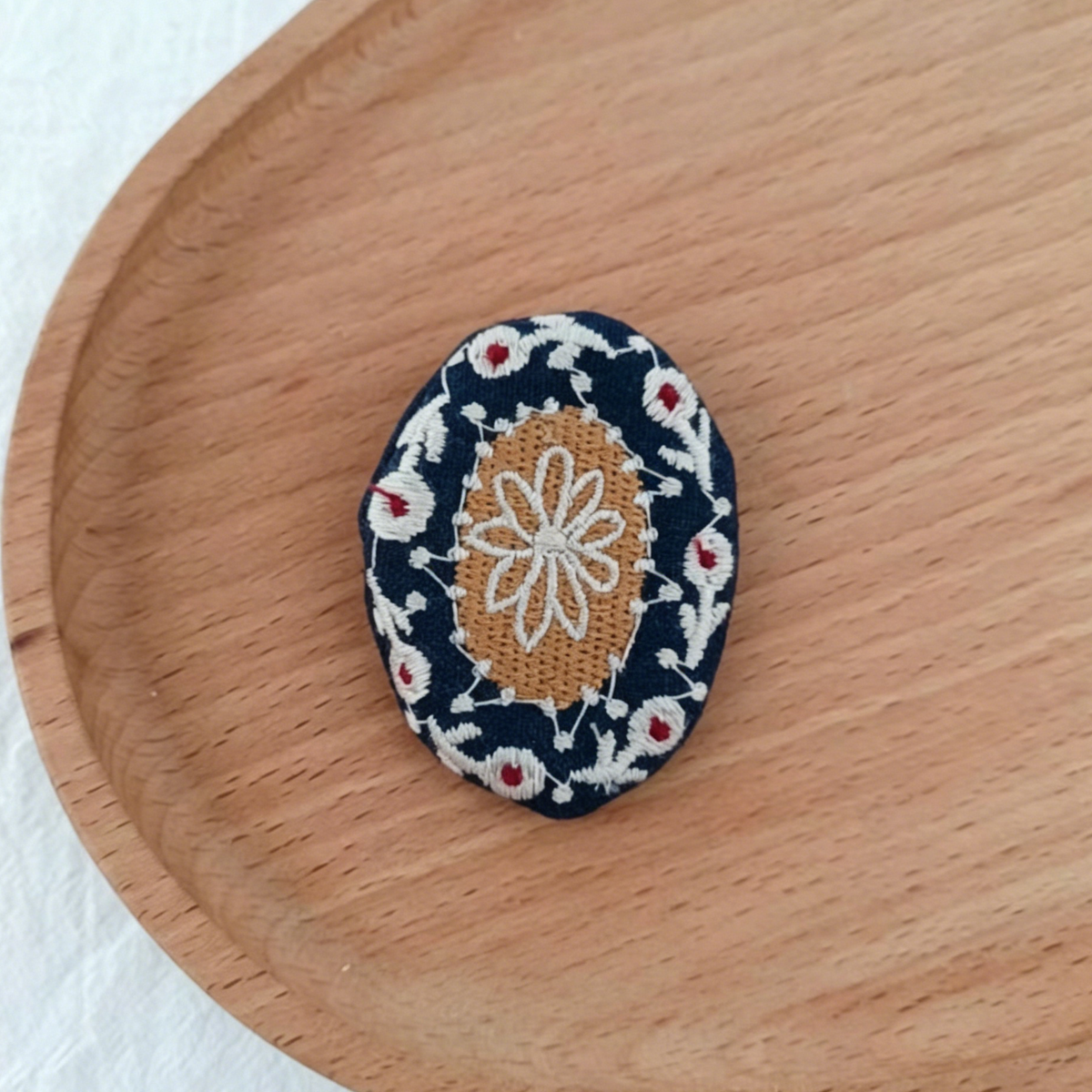 Fran Floral Embroidery Brooch
