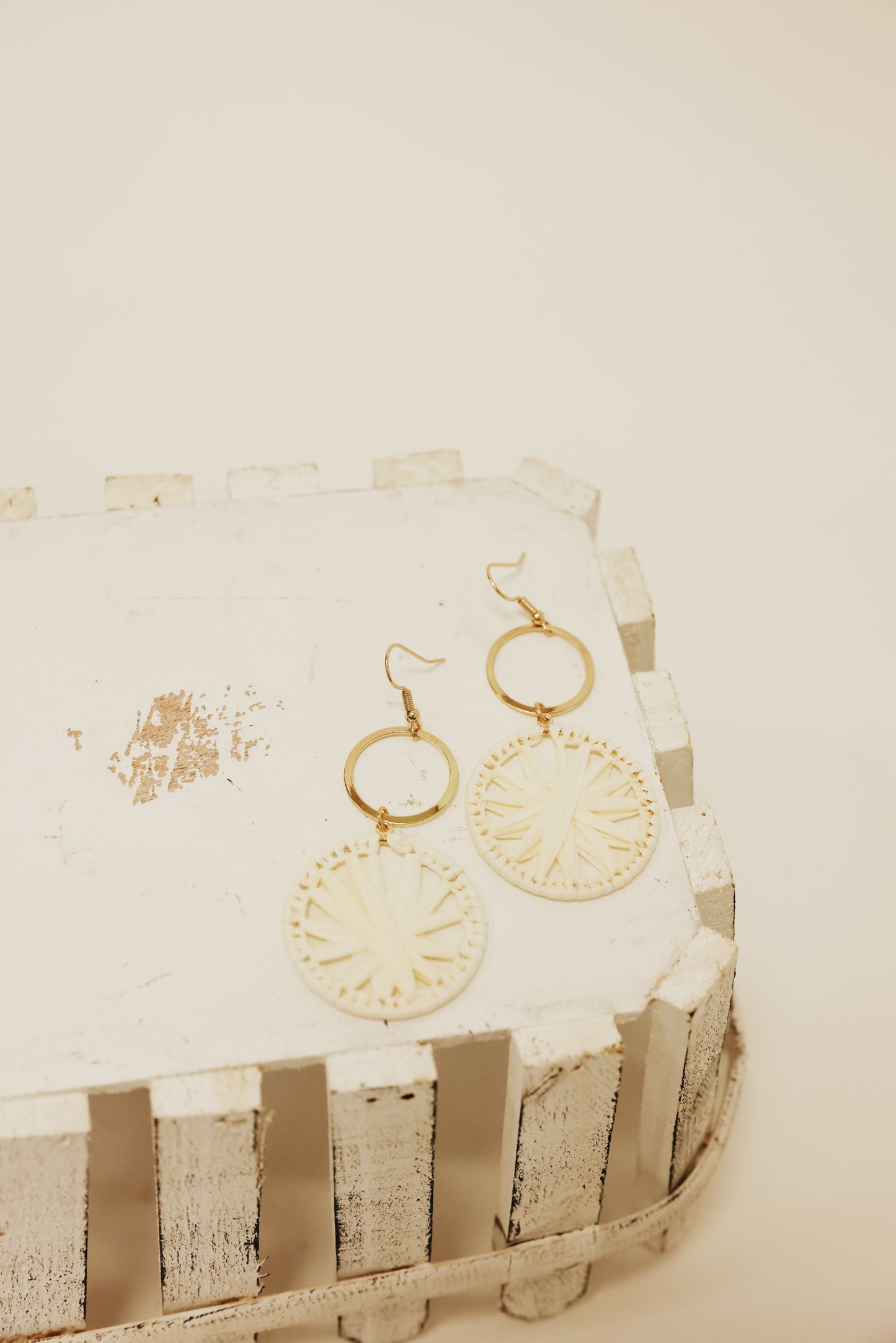 Neutral Petal Palate Earrings (2 colors)