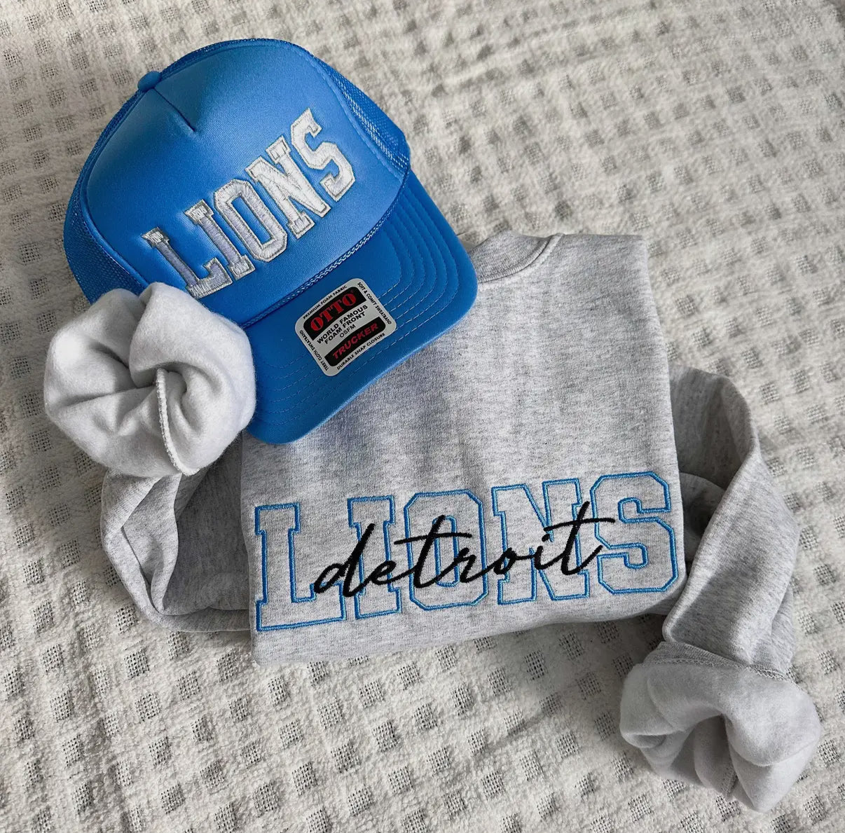Lions 🦁 Crewneck PRE-ORDER (S-3X)