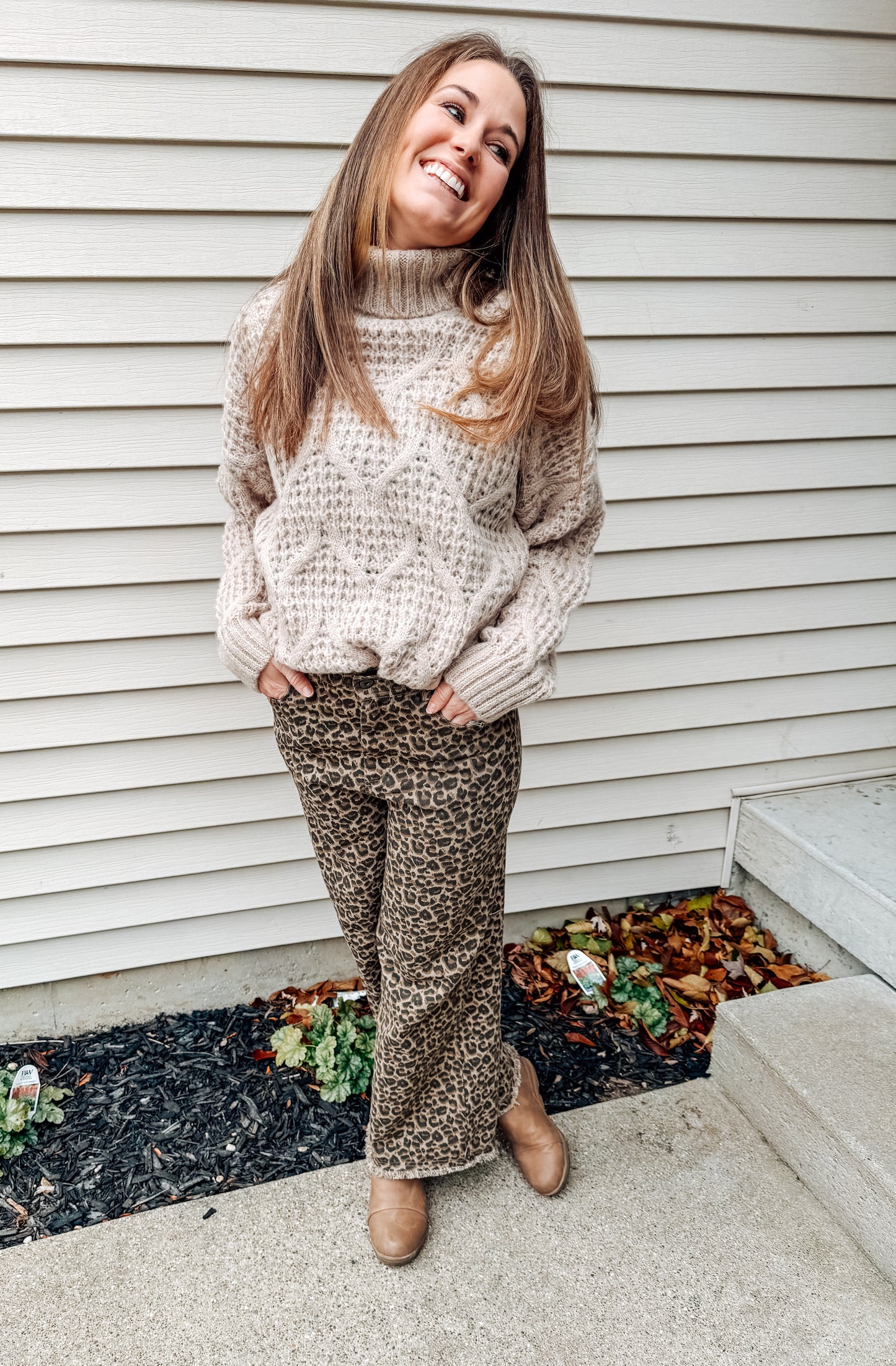 Oak & Chestnut Turtleneck Sweater (2 colors)