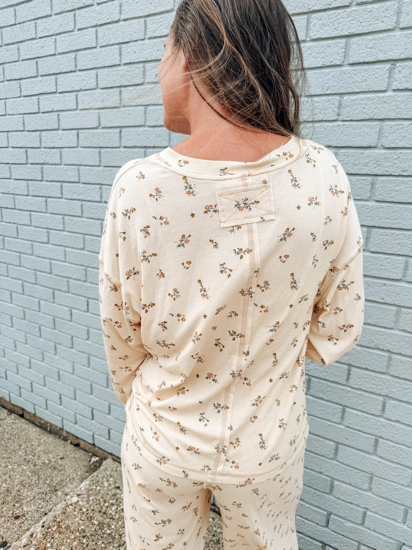 The Lazy Daisy Lounge Top