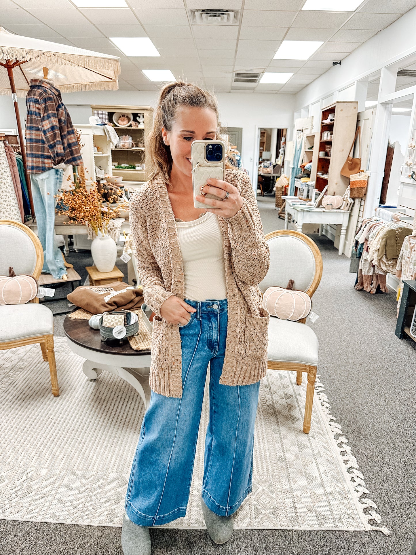 Softline Knit Popcorn Cardigan-Taupe (S-XL)