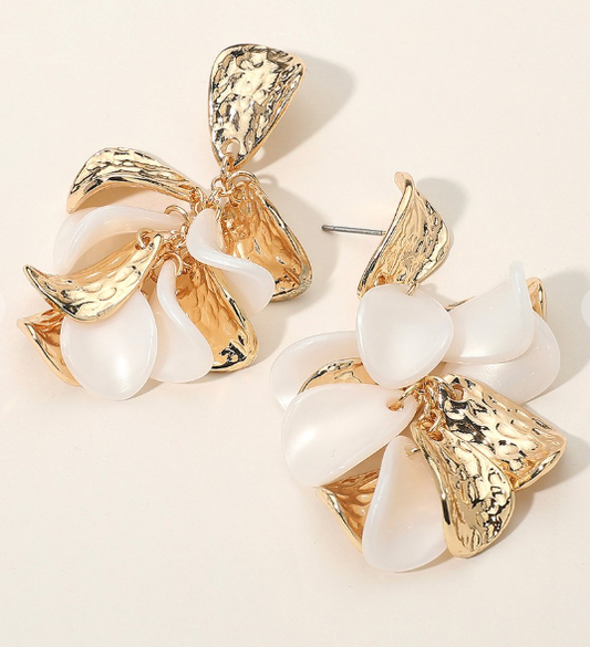 Bold Touches Earrings (3 Colors)