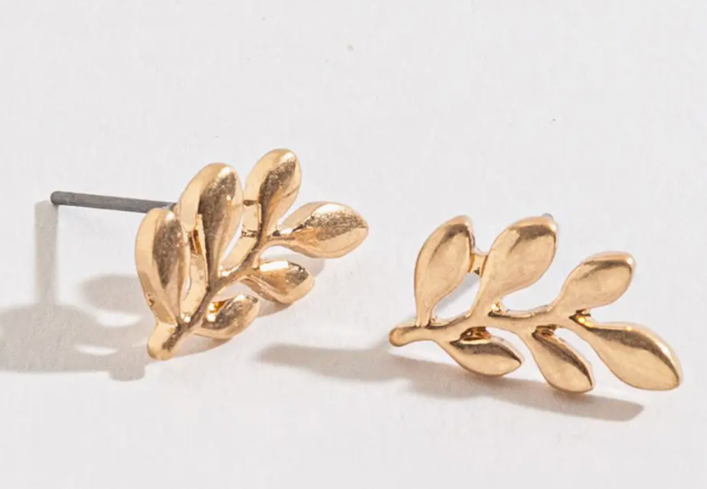 Leaf It To Me Stud Earrings