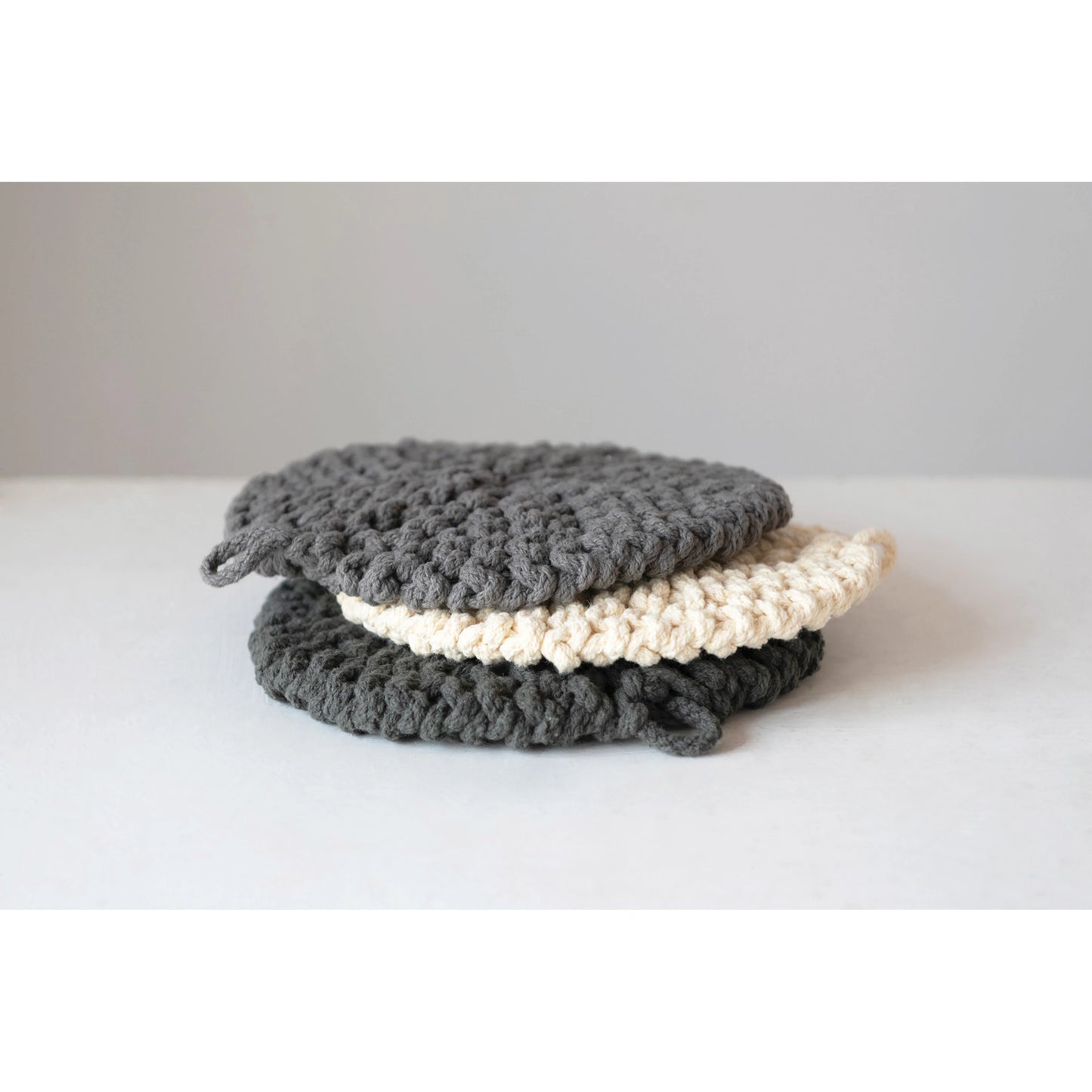 8" Round Pot Holder (3 Colors)