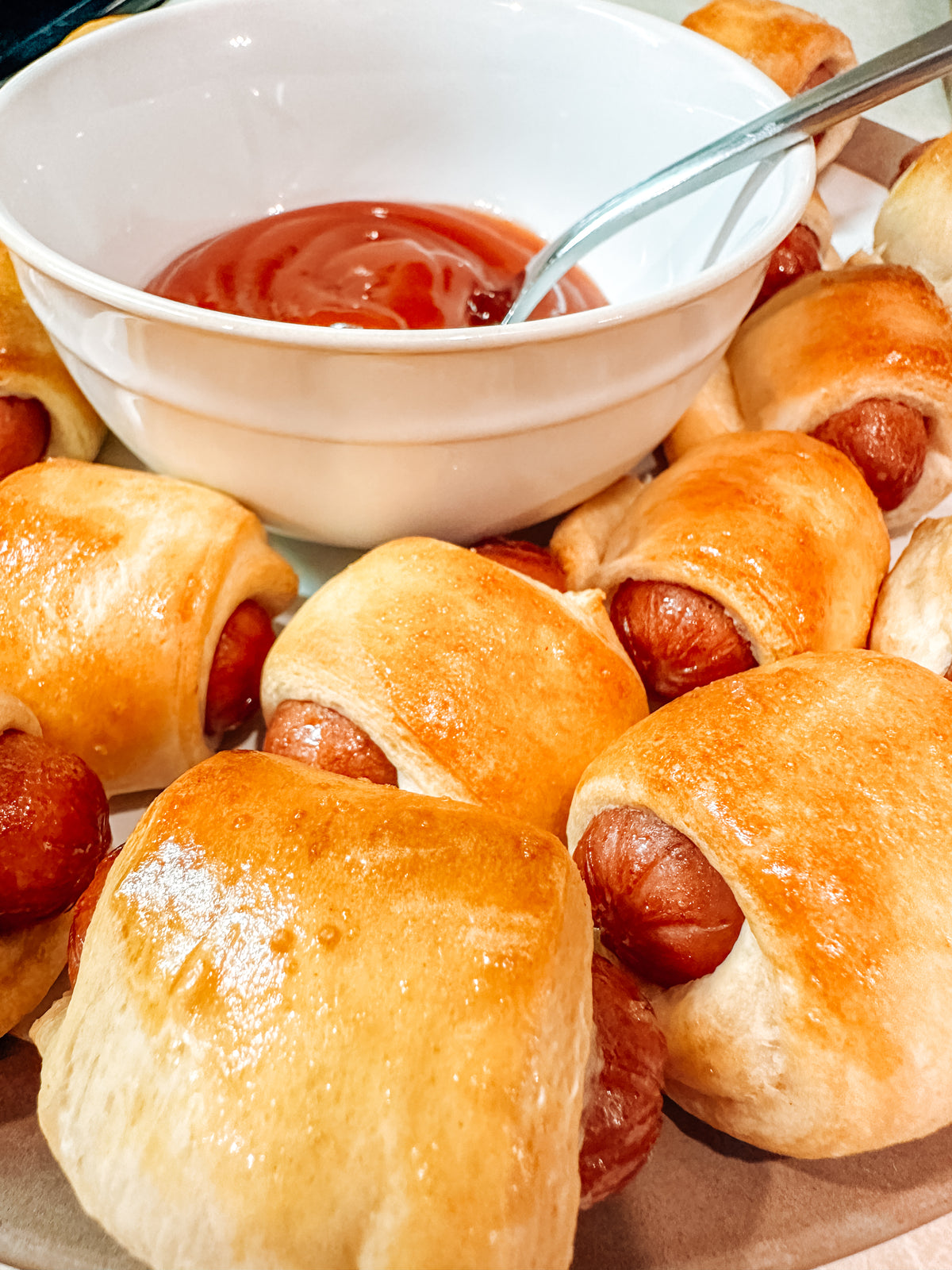 Little Smokie Pigs in a Blanket Appetizer