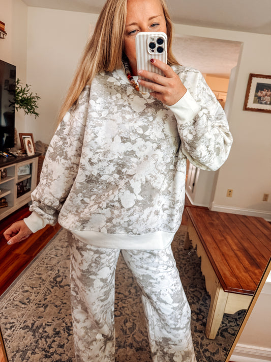 Floral Wash Boxy Crew Knit Top