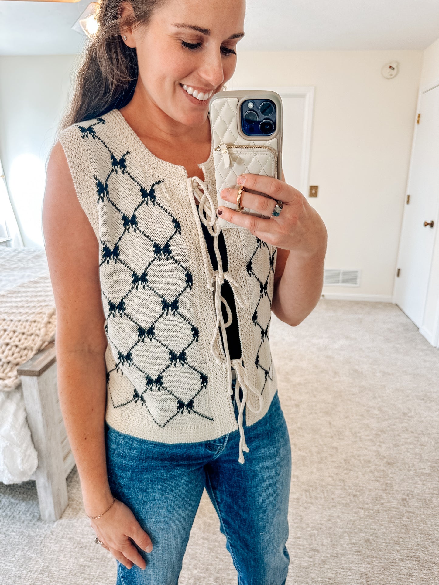 Heart Eyes For Bows Vest (S-XL)