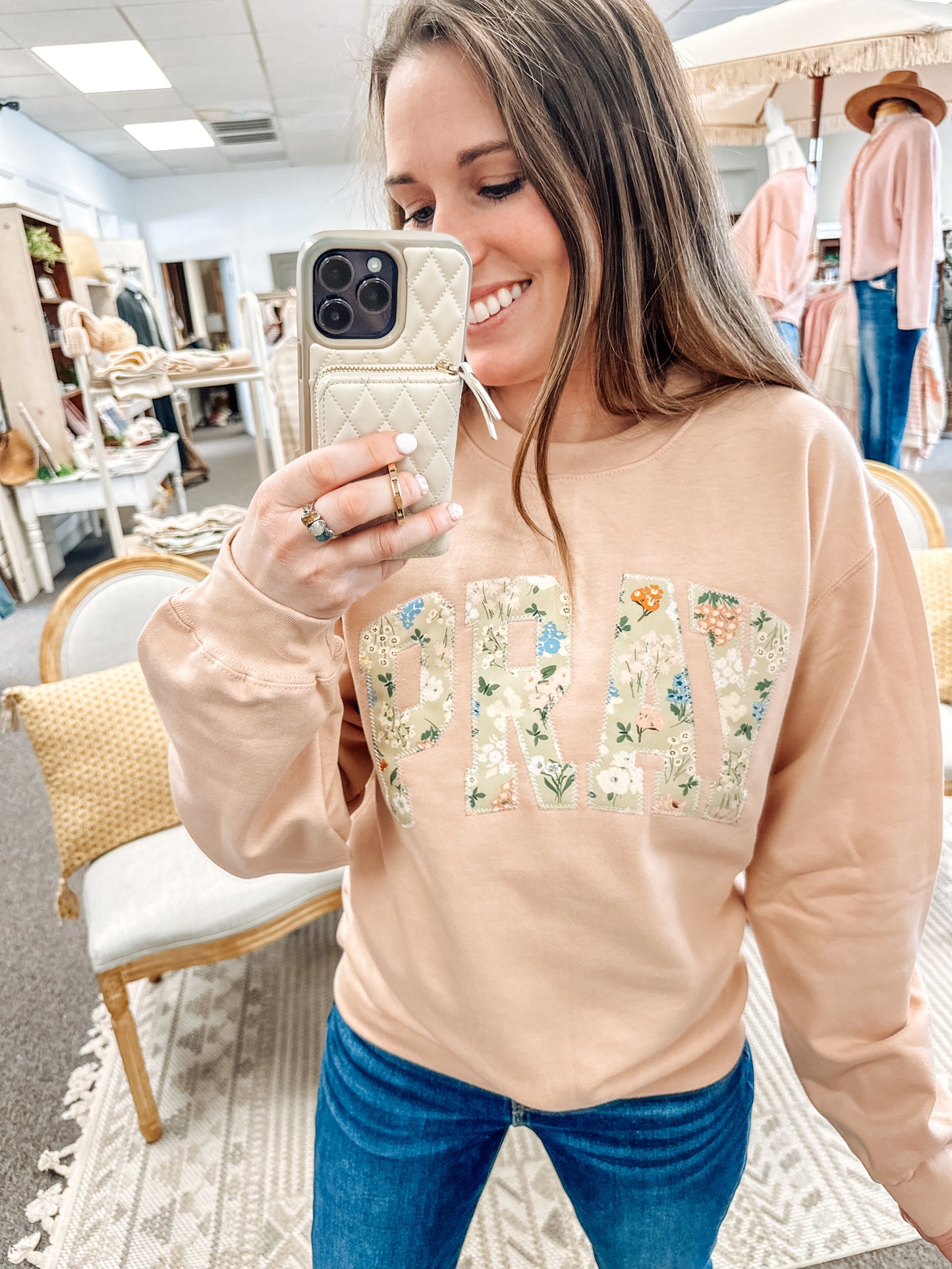 Pray Embroidered Crew-Pink (S-3X)