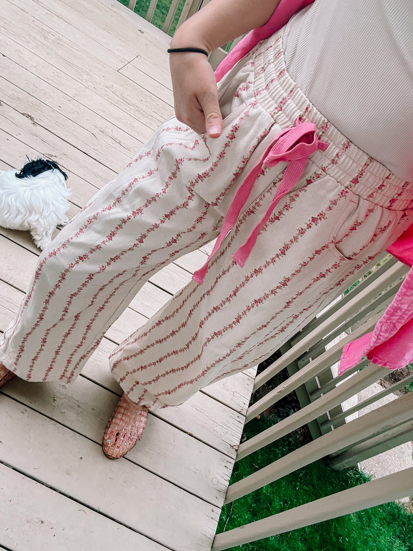 Vintage Print Barrel Pants-Pink