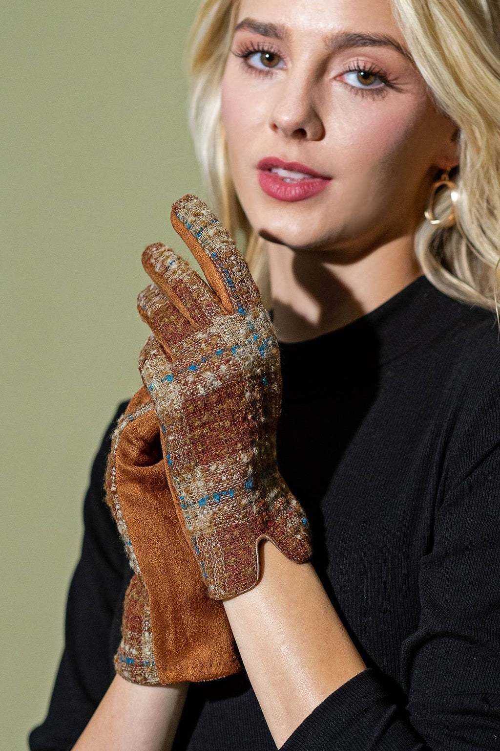 Trish Tweed Gloves (two colors)