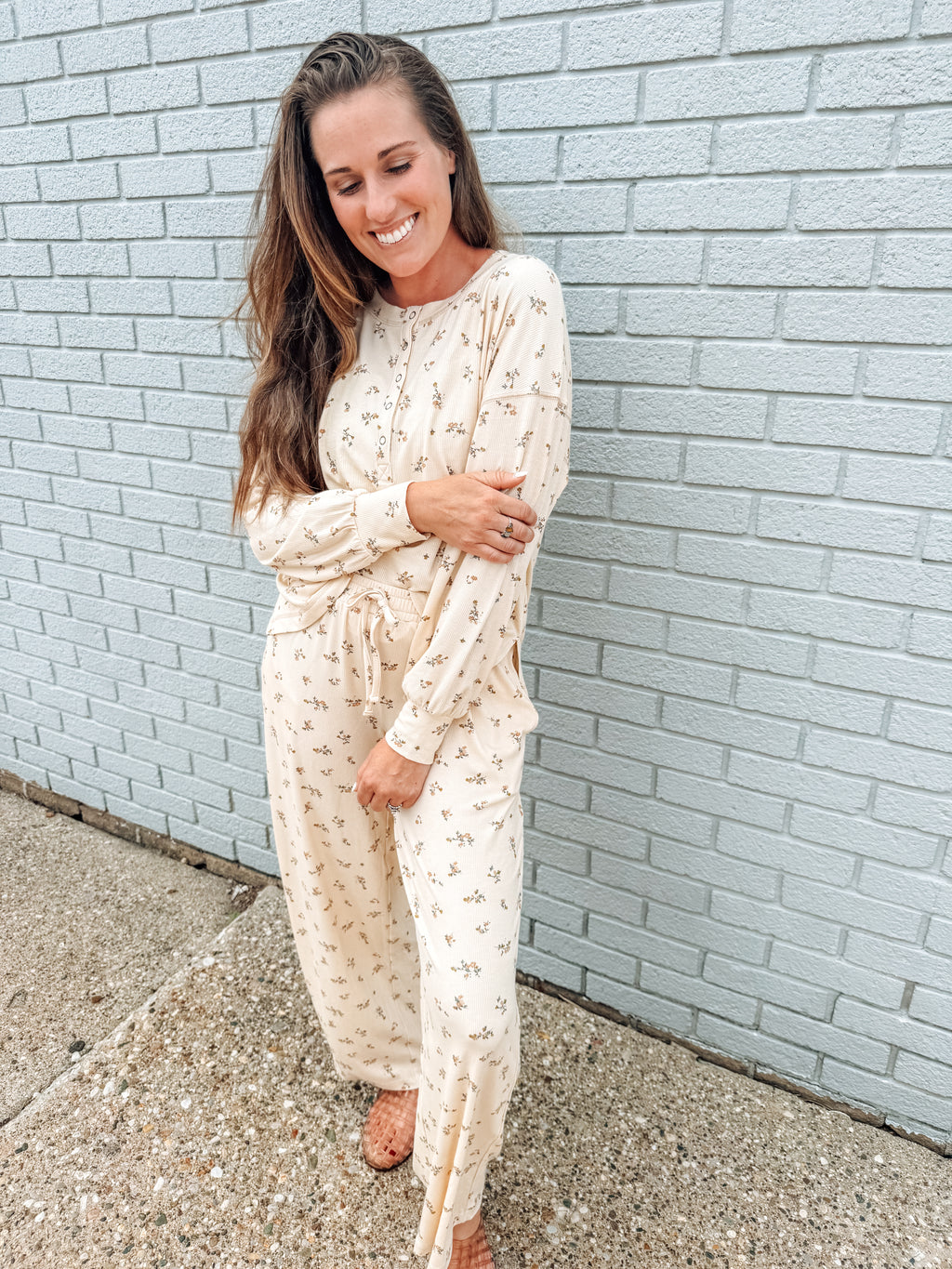 The Lazy Daisy Lounge Top
