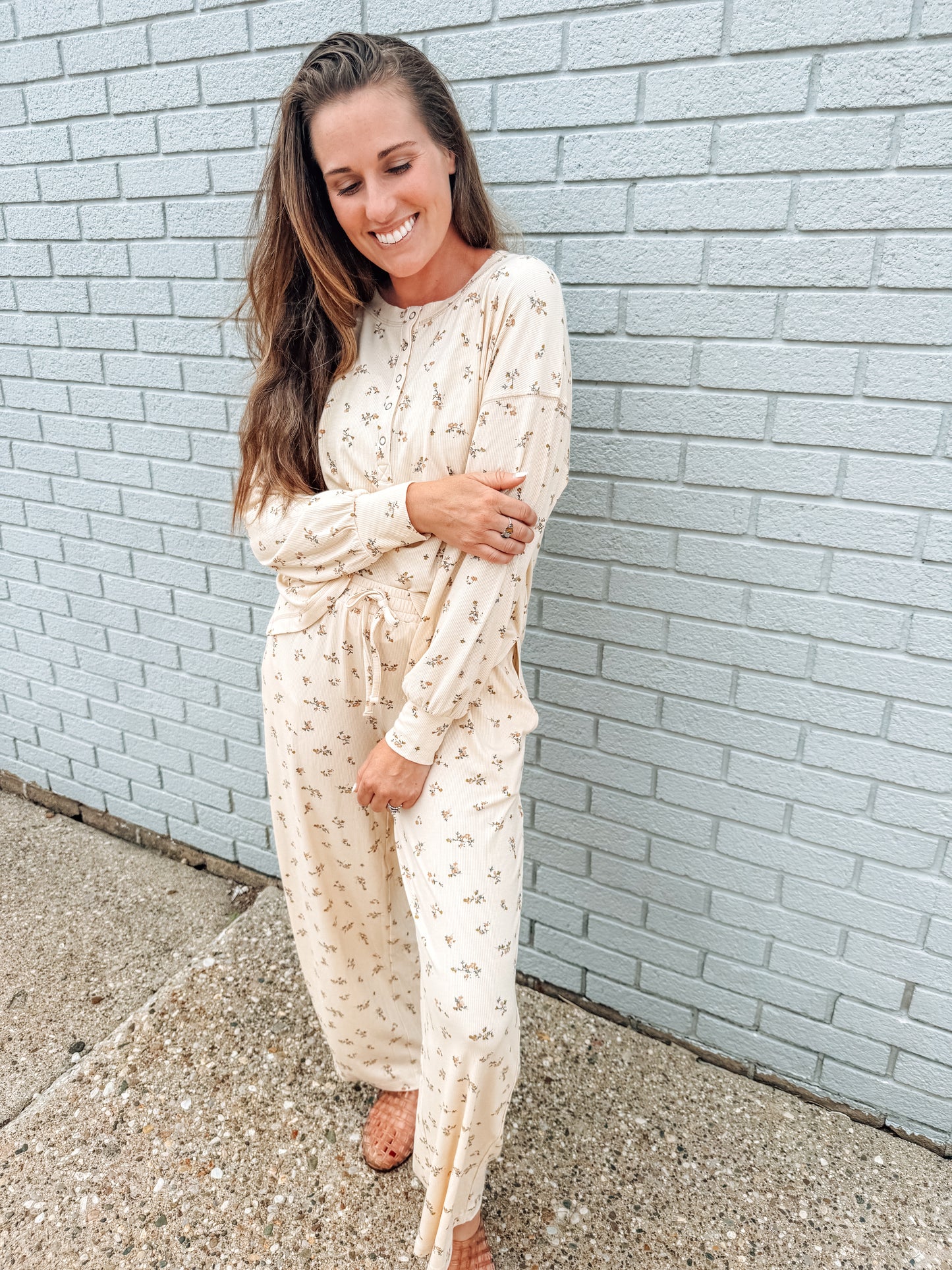 The Lazy Daisy Lounge Top