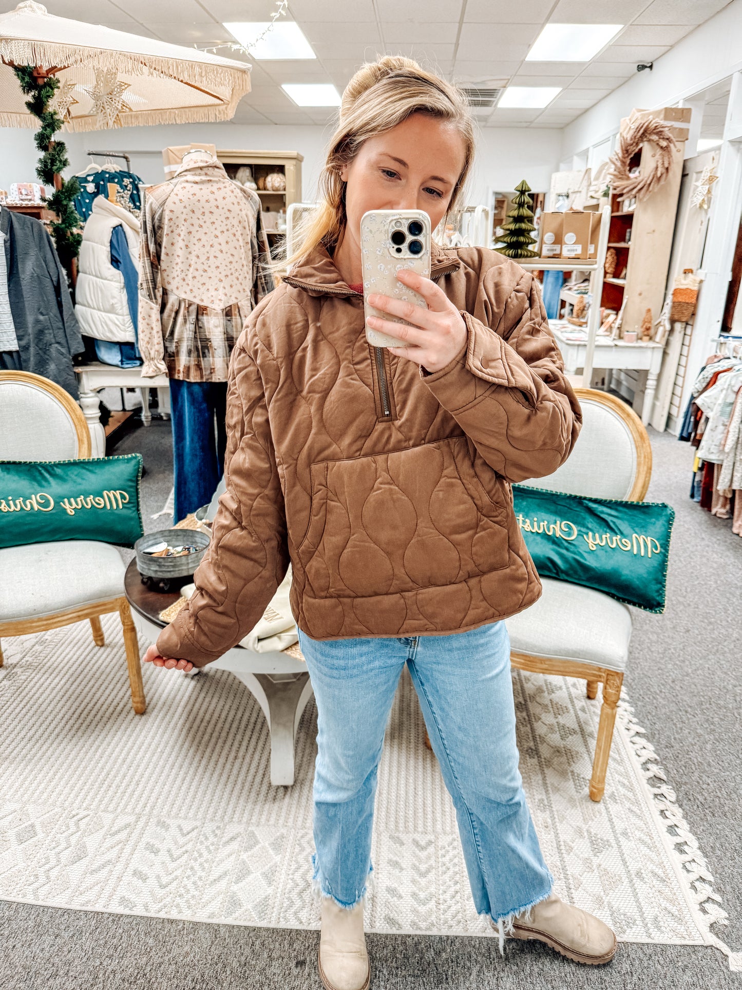 Frost & Stitch Quilted Pullover-Chestnut