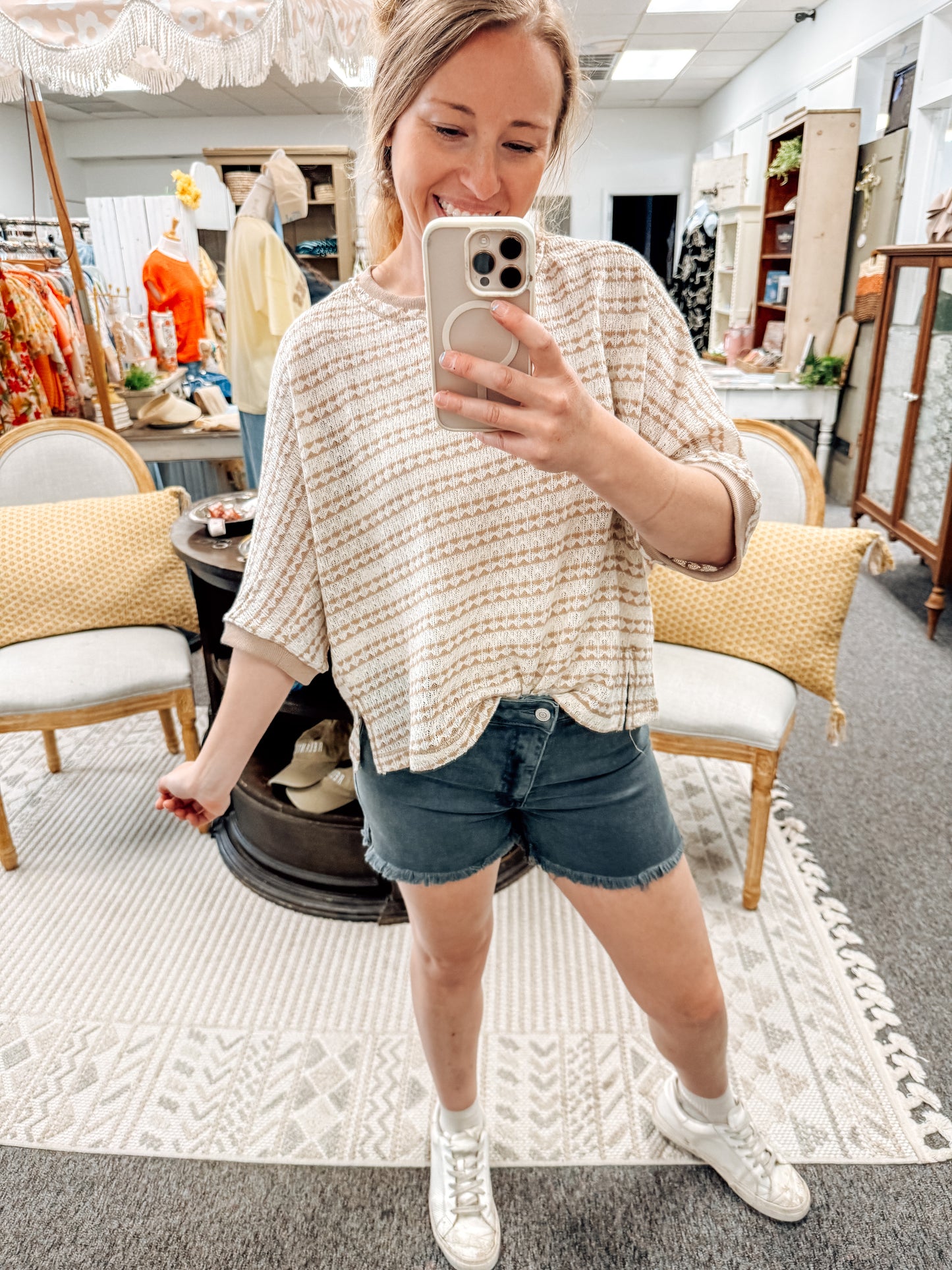 Tiff Textured Stripe Knit Top:Taupe