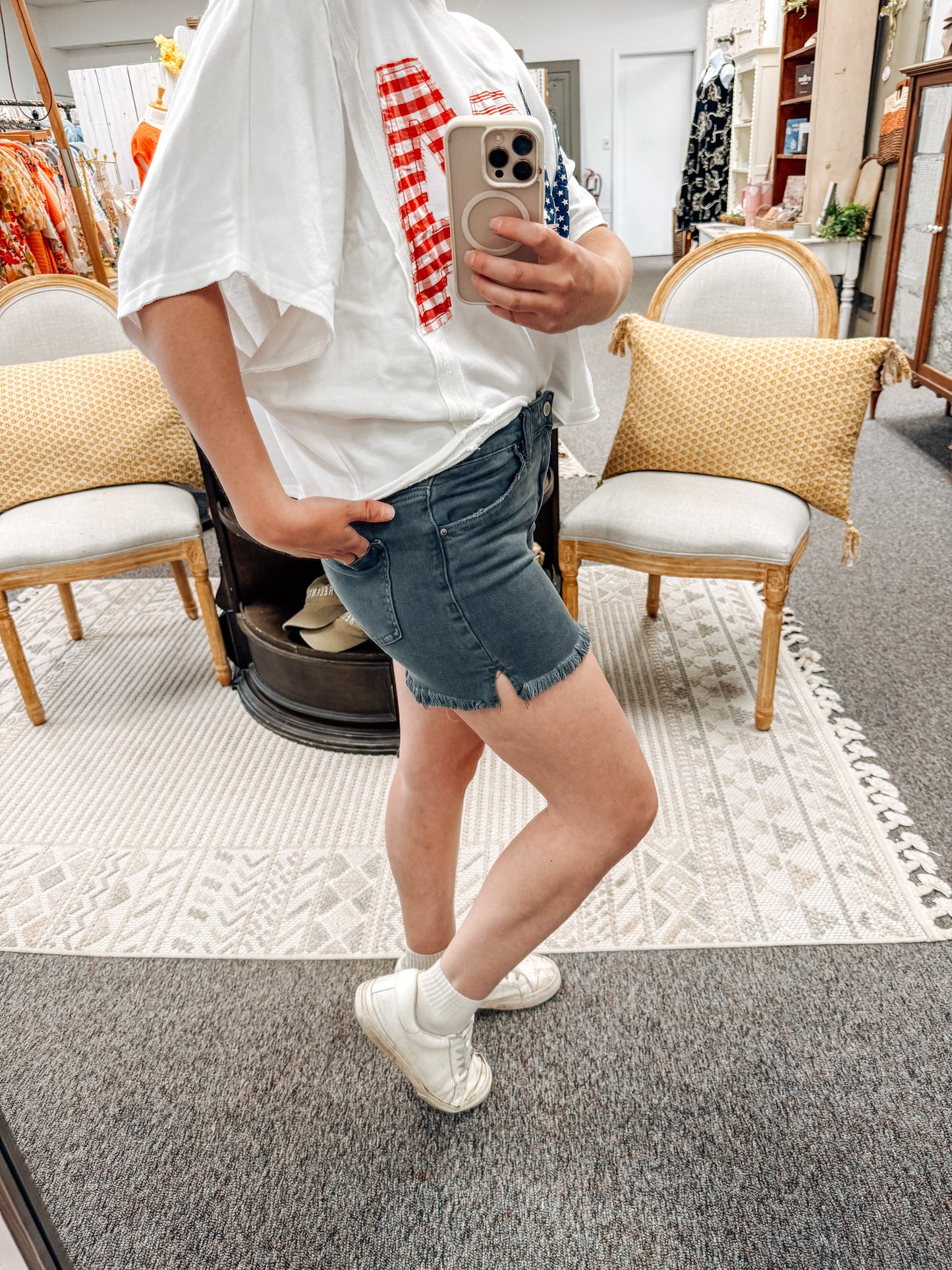 Acid Washed Frayed Cutoff Hem Shorts
