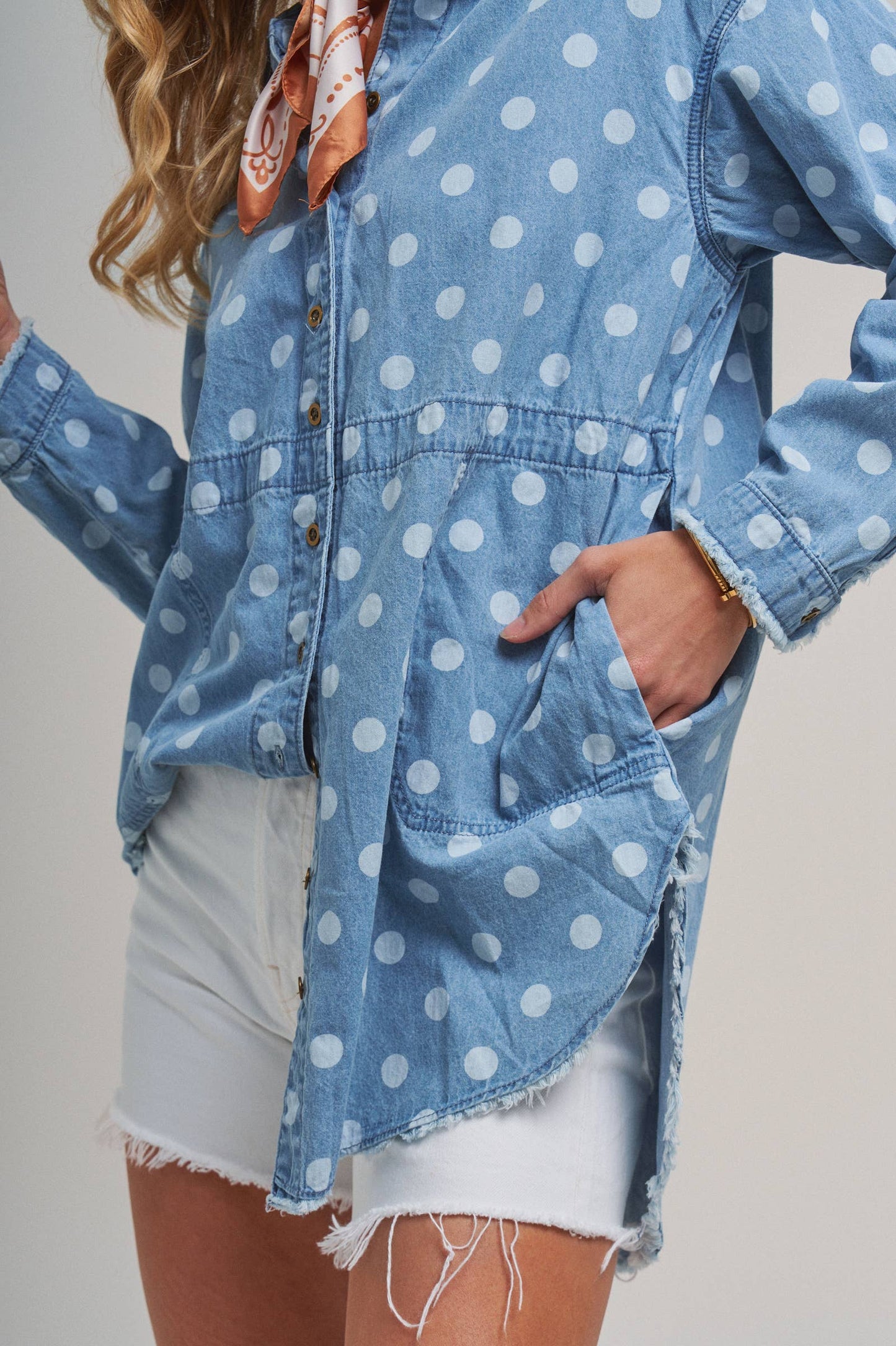 Add Dots To Everything Button Top
