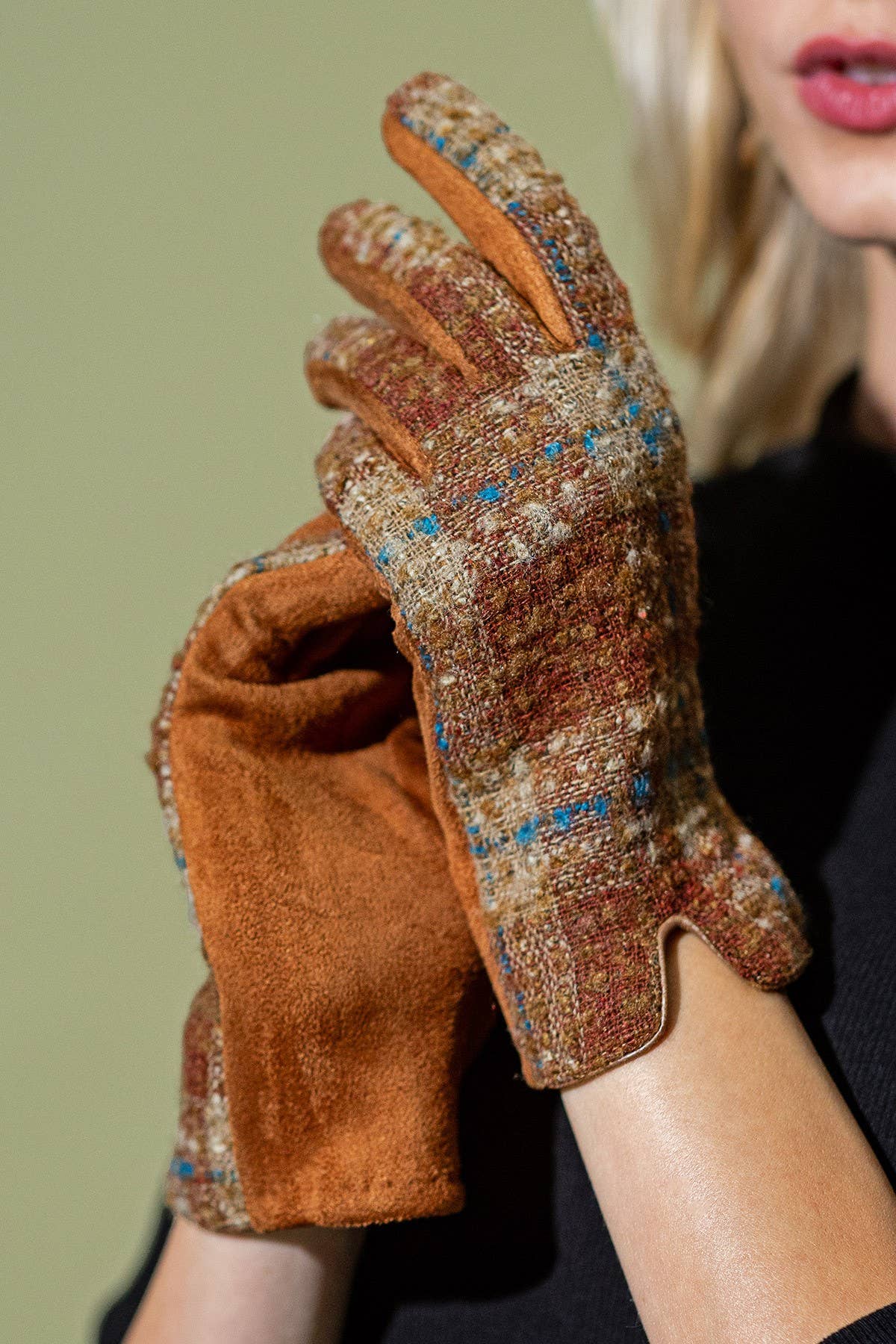 Trish Tweed Gloves (two colors)