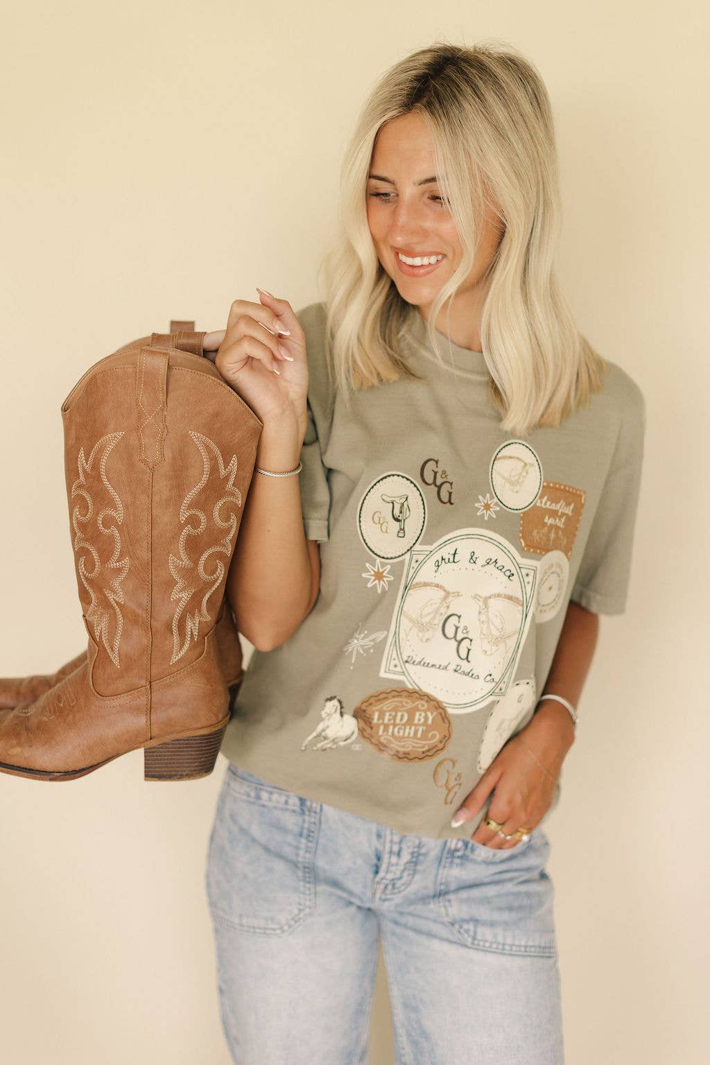 Redeemed Rodeo Club Grit and Grace Graphic (S-2X)