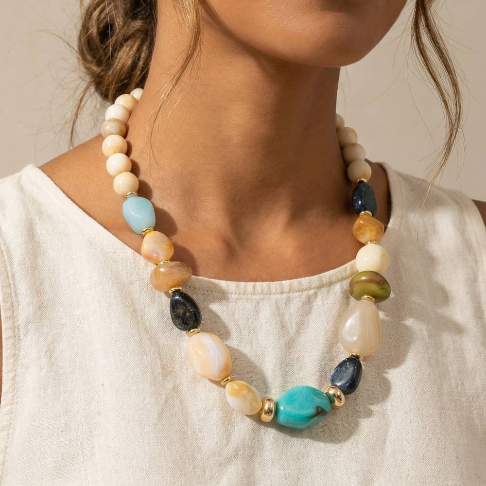 Pop Of Stones Necklace