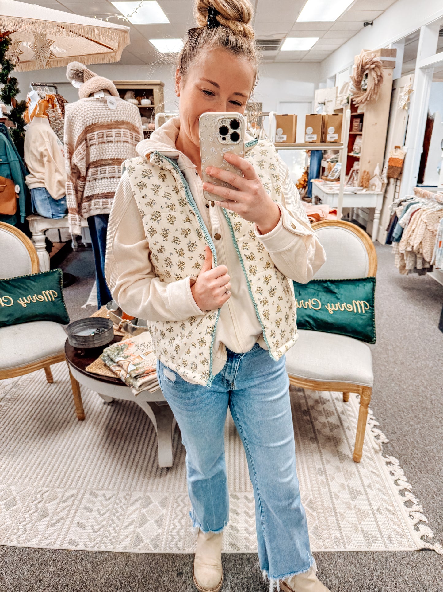 Stitched Garden Puff Vest-Blue