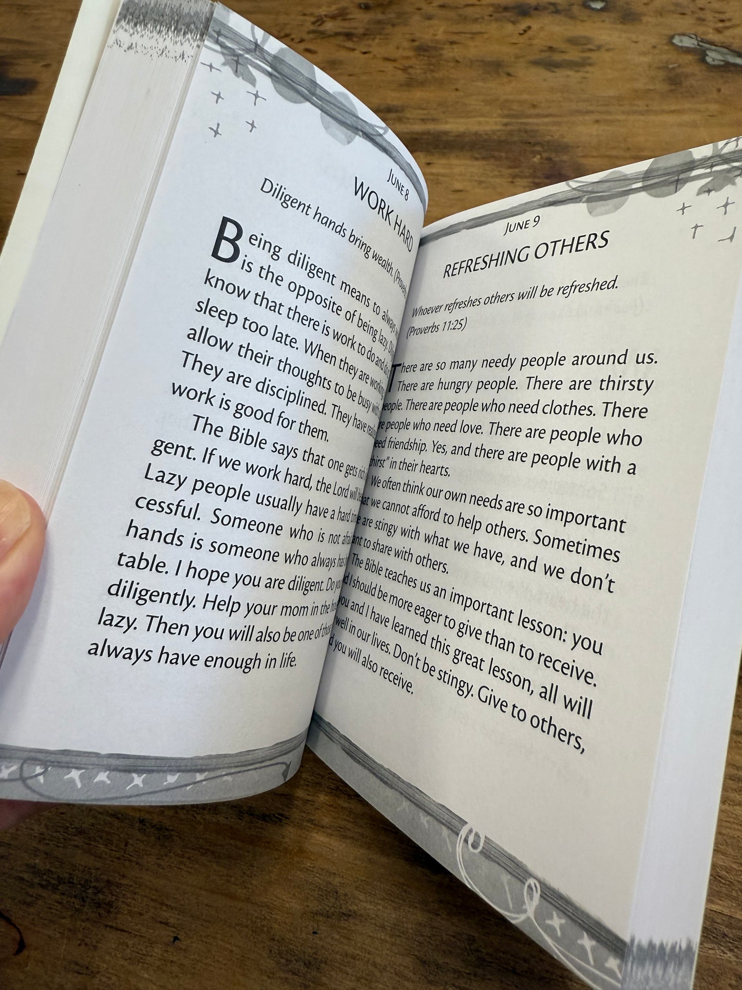 1-Minute Devotionals For Kids