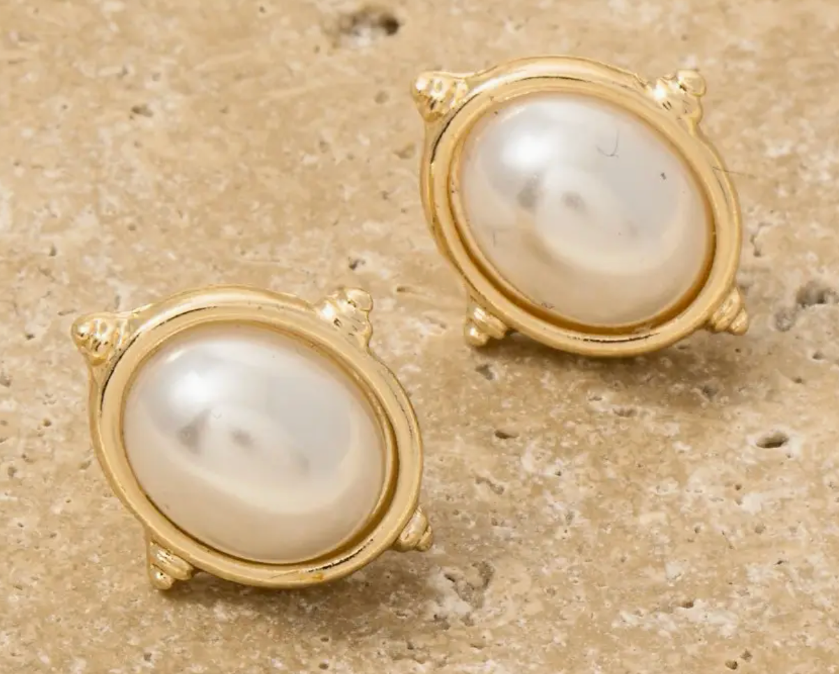 Chic Stud Earrings