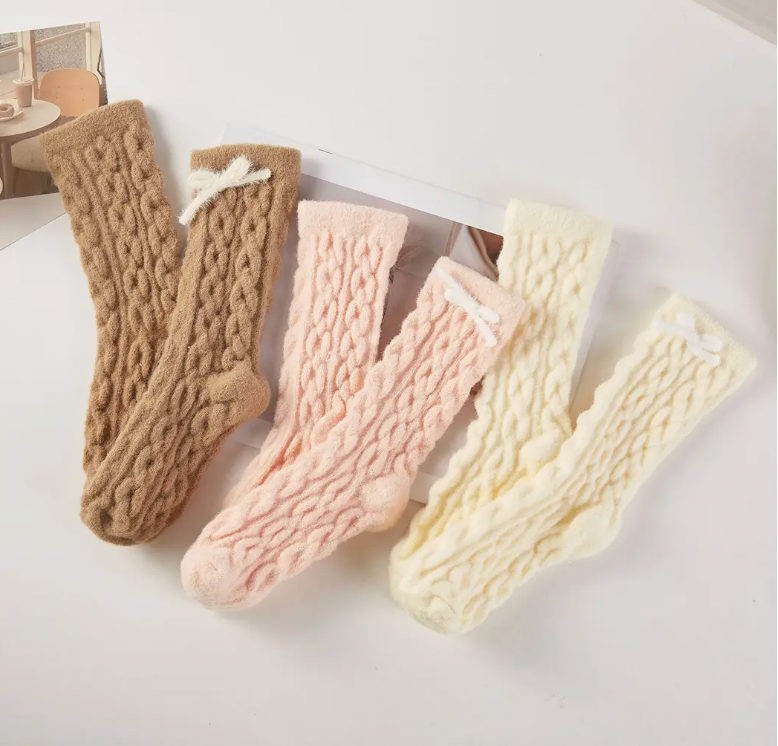 Twisted Knit Fuzzy Sock Gift Set