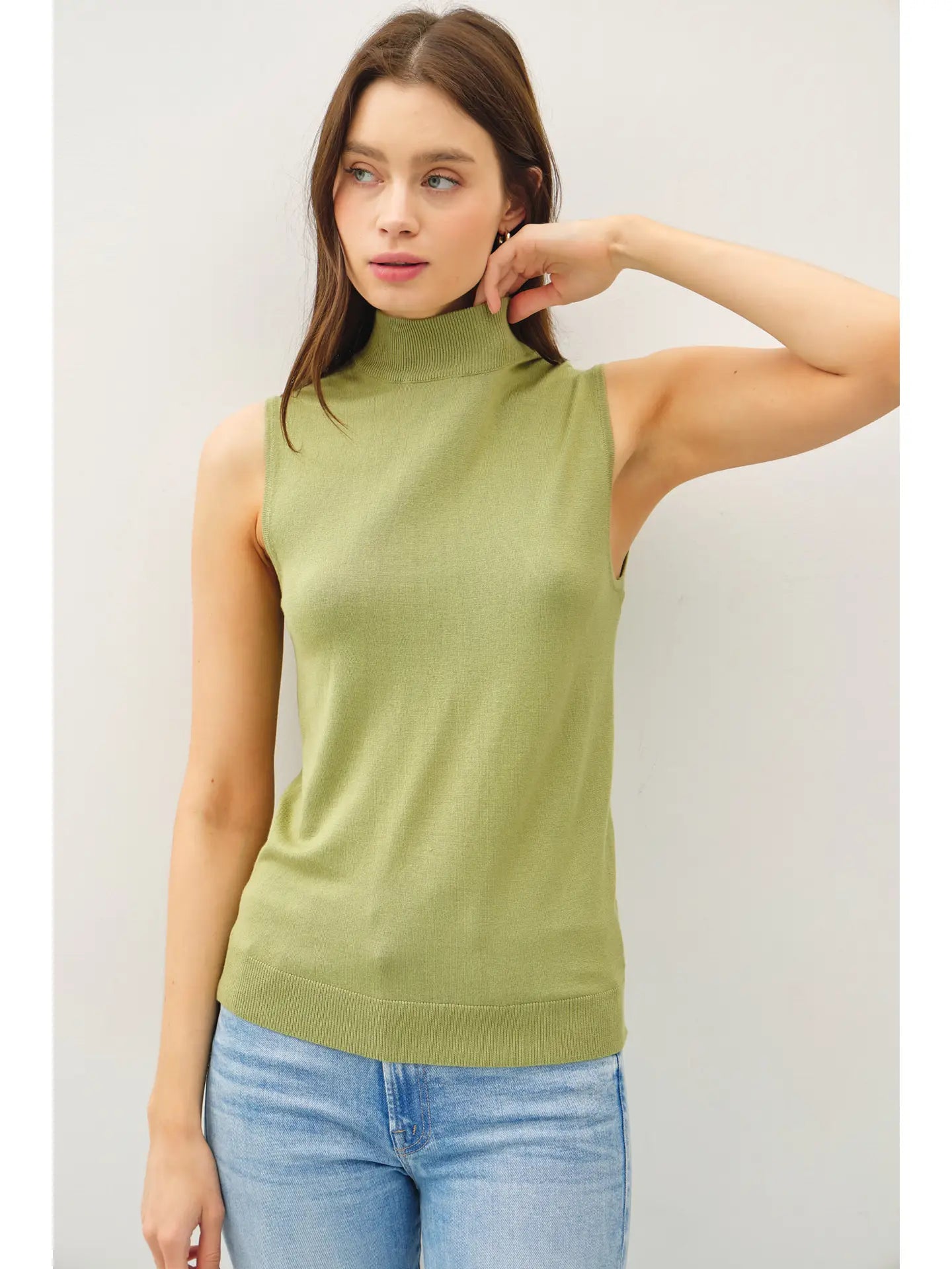 Meet the Spring Layers Tank-Green