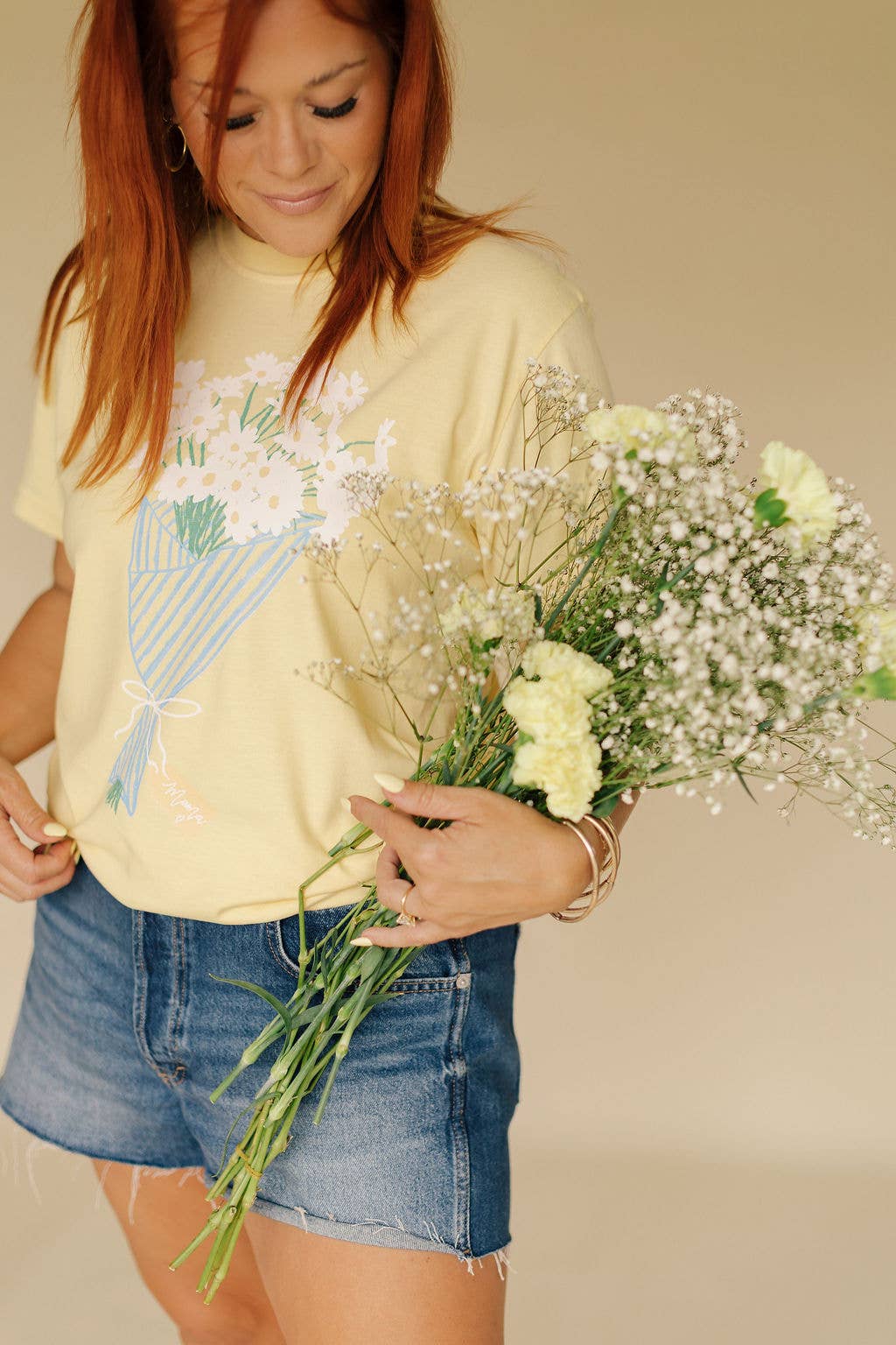 Mama Bouquet  Graphic Tee (S-3X)