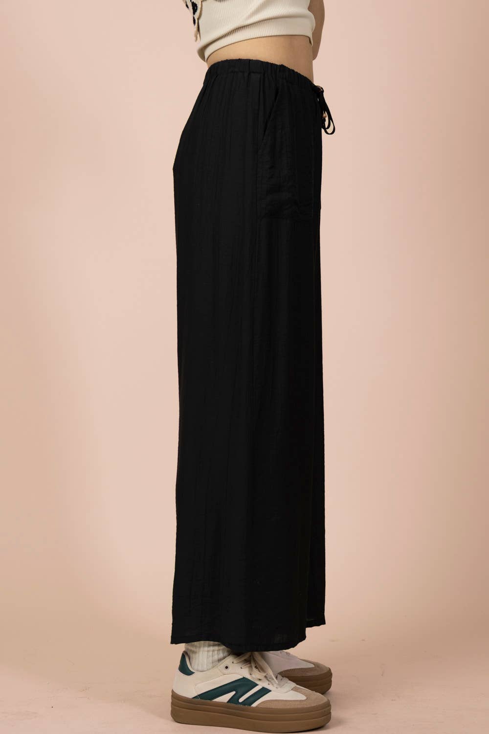 Coastal Fit Leg Woven Pants